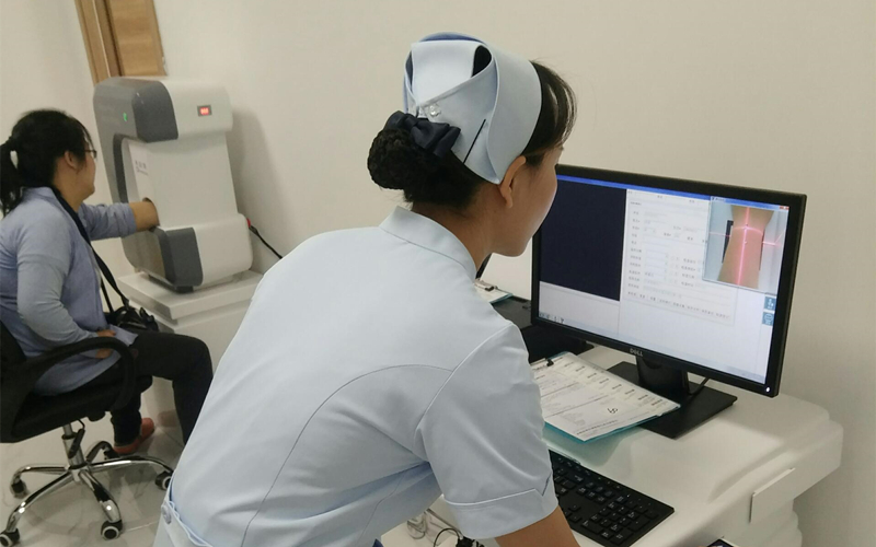 操作医生免受任何照射剂量,保证操作医生长期操作安全 操作医生免受任何照射剂量,保证操作医生长期操作安全